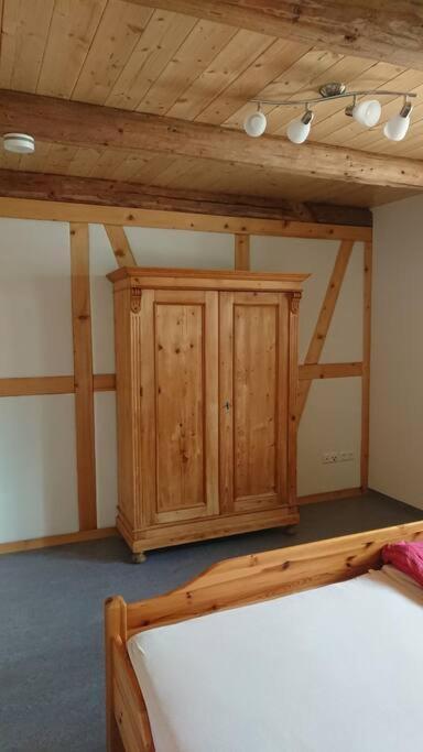 Mothsgut - Moderne Ferienwohnung Auf Dem Bauernhof Im Erzgebirge Oelsnitz  Екстериор снимка